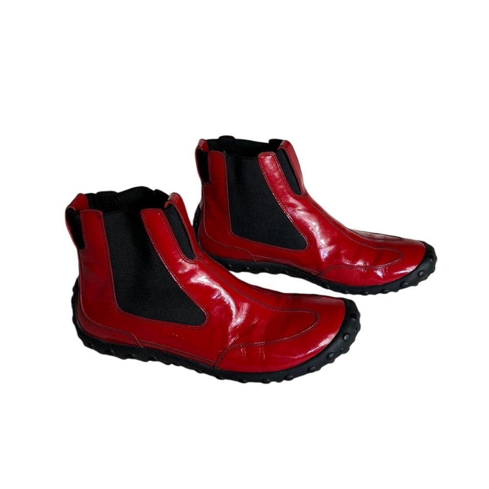 Nike Red and Black Ankle Booties
